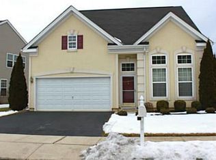 21 Stony Path Dr, Dayton, NJ 08810