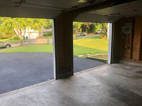 2-car garage