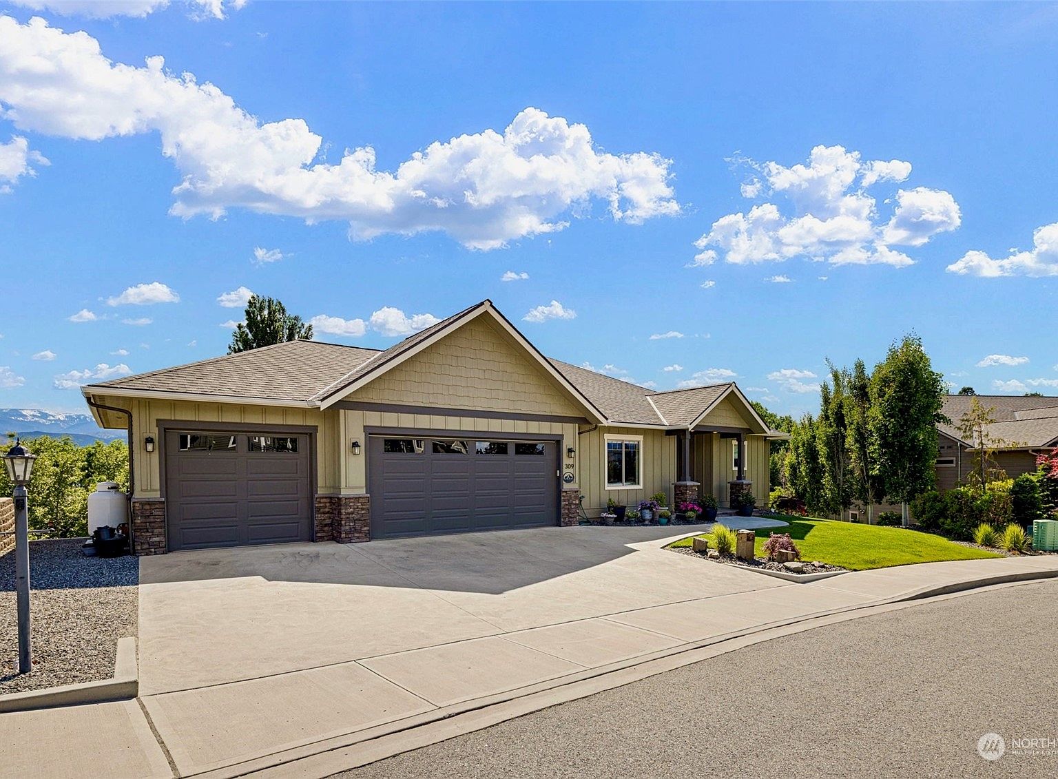 309 Stoneridge Drive, East Wenatchee, WA 98802 Zillow