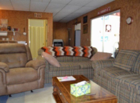 5th image of 318 Rock Springs Rd