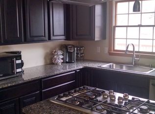 6904 Wildwood Ct, Fruitport, MI 49415