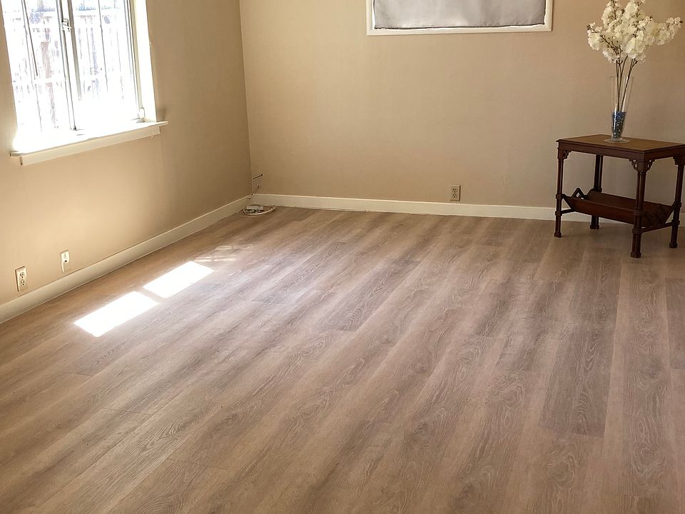 Main room 11 ft x 18 ft.