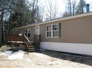 23 Outlaw Ridge Rd, Raymond, ME 04071