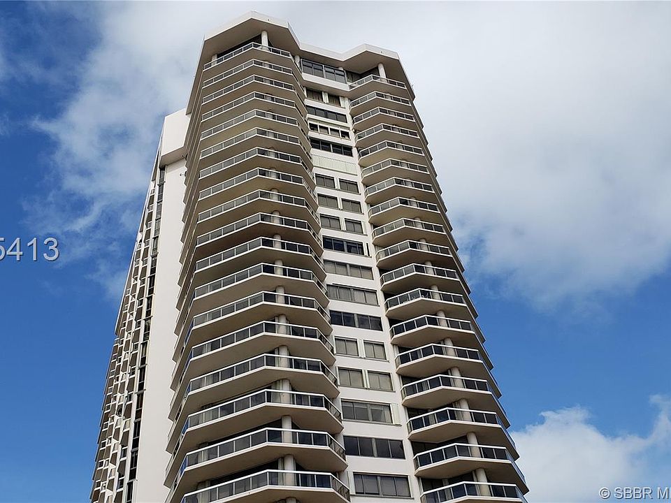 1st image of 20185 E Country Club Dr APT 2005