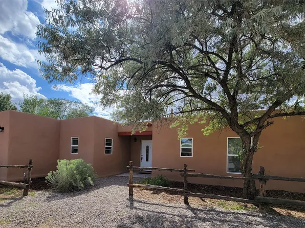 2215 Rancho Siringo Rd APT 6, Santa Fe, NM 87505