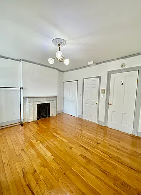 Rented by CMV Realty Inc. | media 11