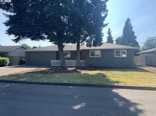 2338 Rose Blossom Dr, Springfield, OR 97477
