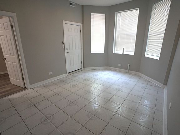 4th image of 2314 S Saint Louis Ave