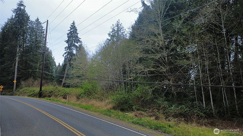 2nd image of 2059 E Hoquiam Road