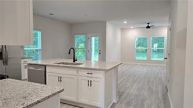 40665 Cara Mae St — Photo 15