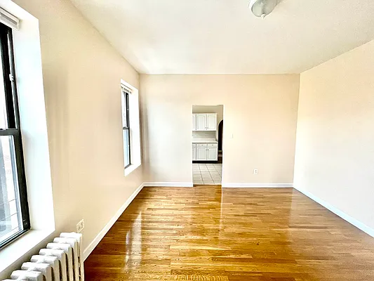 Rented by Pear NYC LLC | media 4