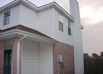 3rd image of 2252 Brighton Pl