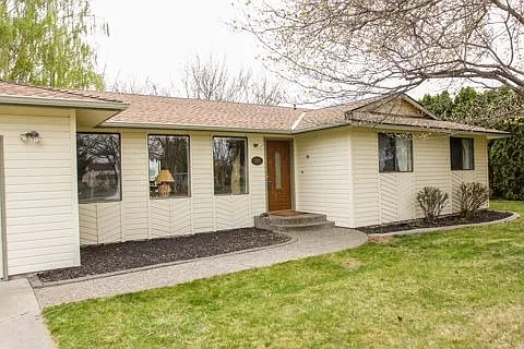 3907 Road 111 photo 1