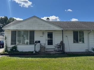 4049 W 89th Pl, Hometown, IL 60456