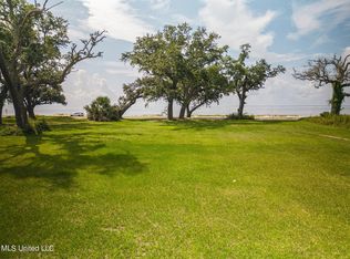 936 E Beach Blvd, Long Beach, MS 39560