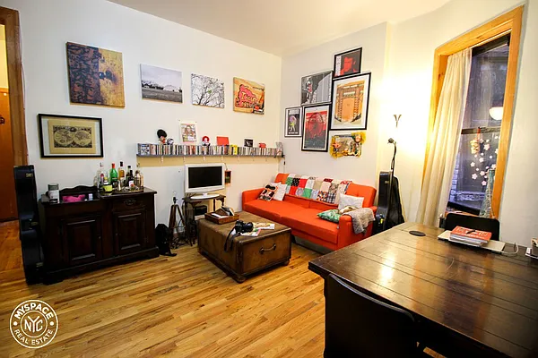 Rented by MySpaceNYC | media 16