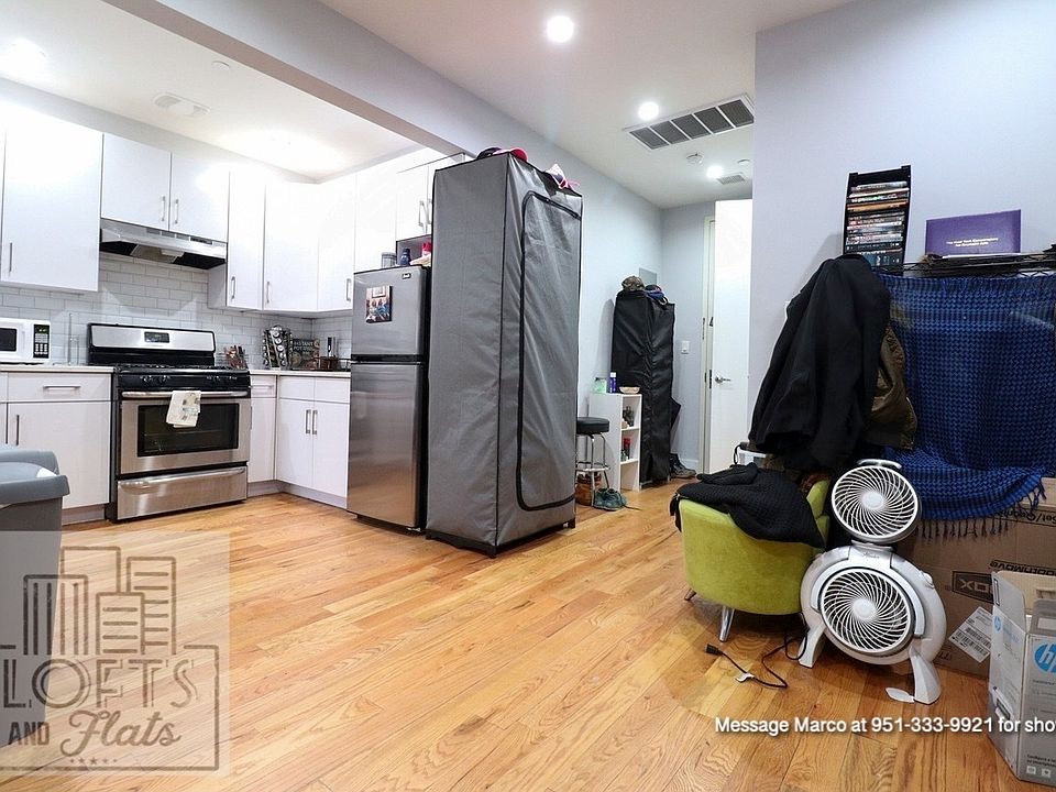 1st image of 584 Bainbridge St #2FF