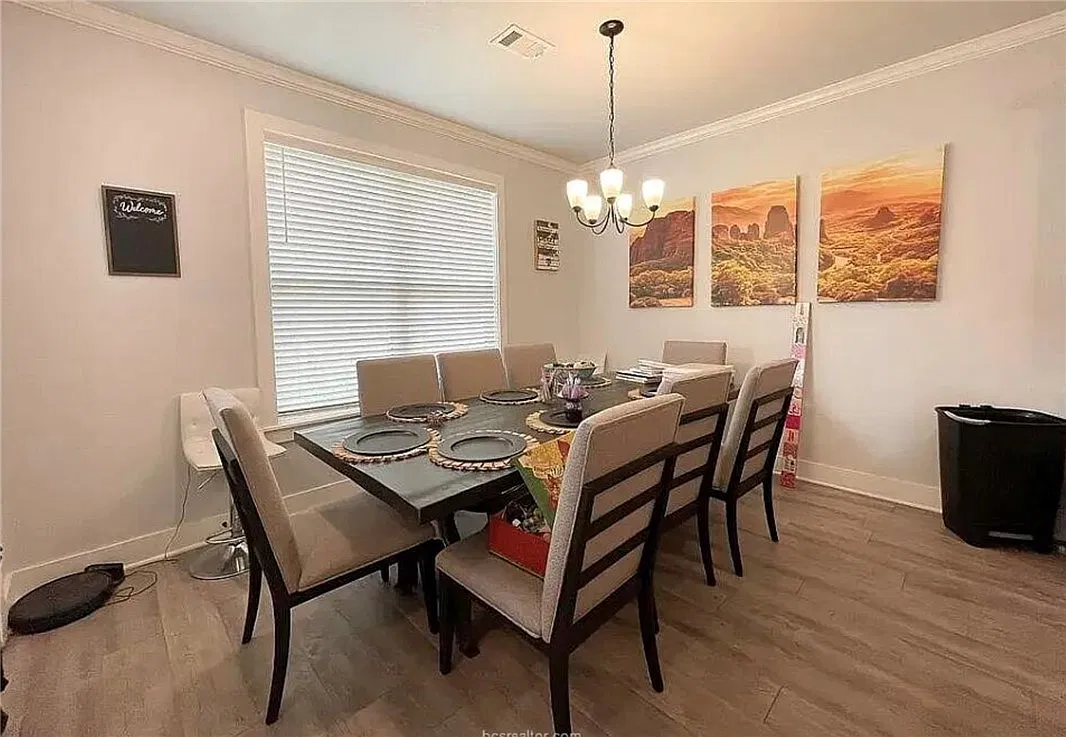 4 bed, 4.5 bath, 1864 sqft, $1,850 — Photo 3