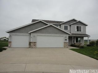6898 24th St N, Saint Cloud, MN 56303