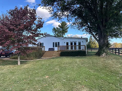 21001 Trappe Rd Photo 1