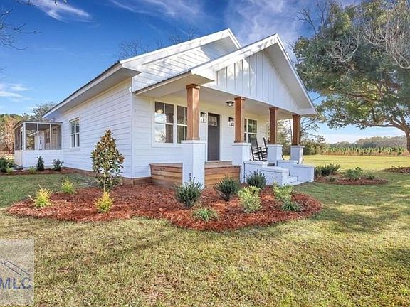 3rd image of 11038 Lanes Bridge Rd