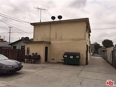 Building Photo 4