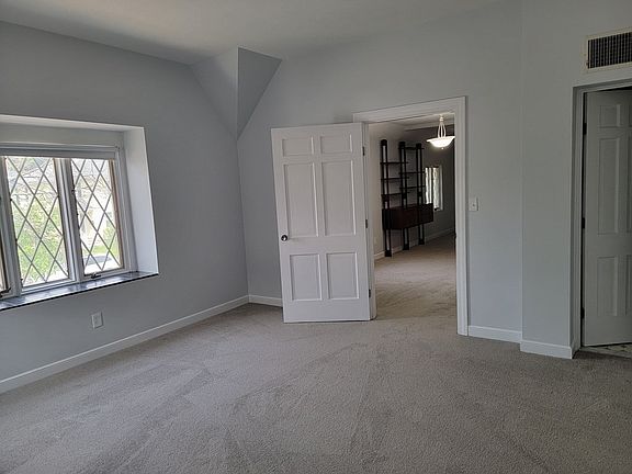 4th image of 80 Trapelo Rd #1