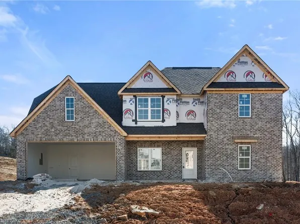 249 Enclave Dr, Clemmons, NC 27012