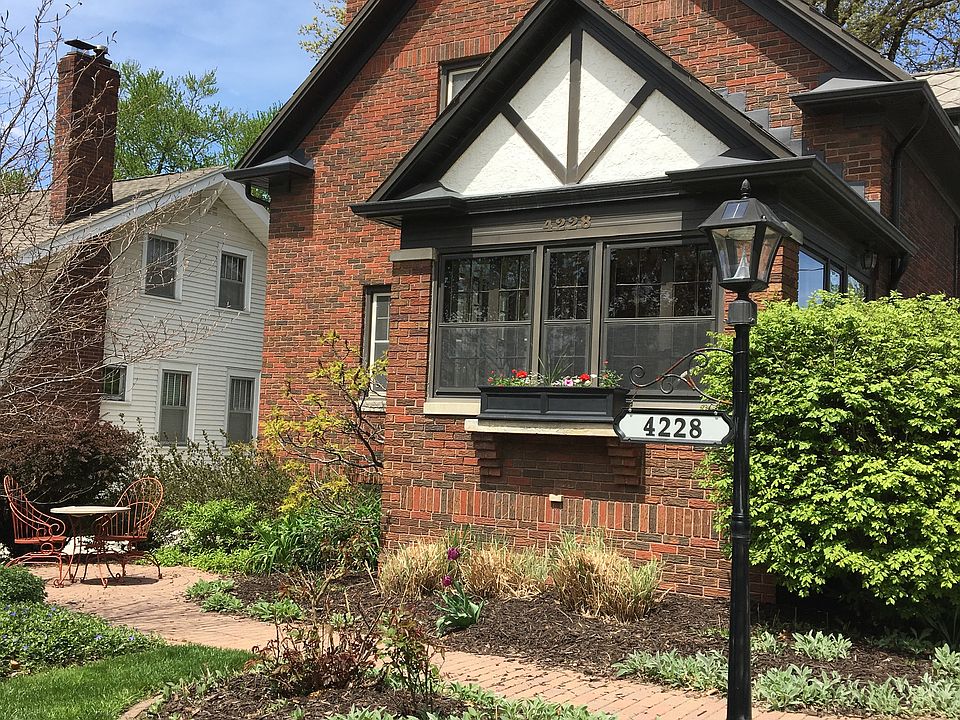 1st image of 4228 William St