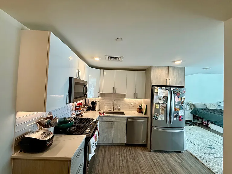 386 Market St #205 — Photo 3