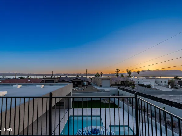 1811 Westport Dr, Lake Havasu City, AZ 86404