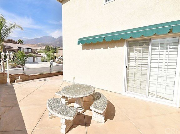 Side front patio area
