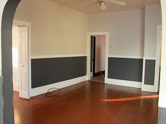 3rd image of 439 E Blaine Ave