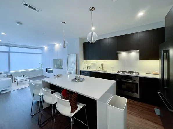 99 Sumner St #306, Boston, MA 02128