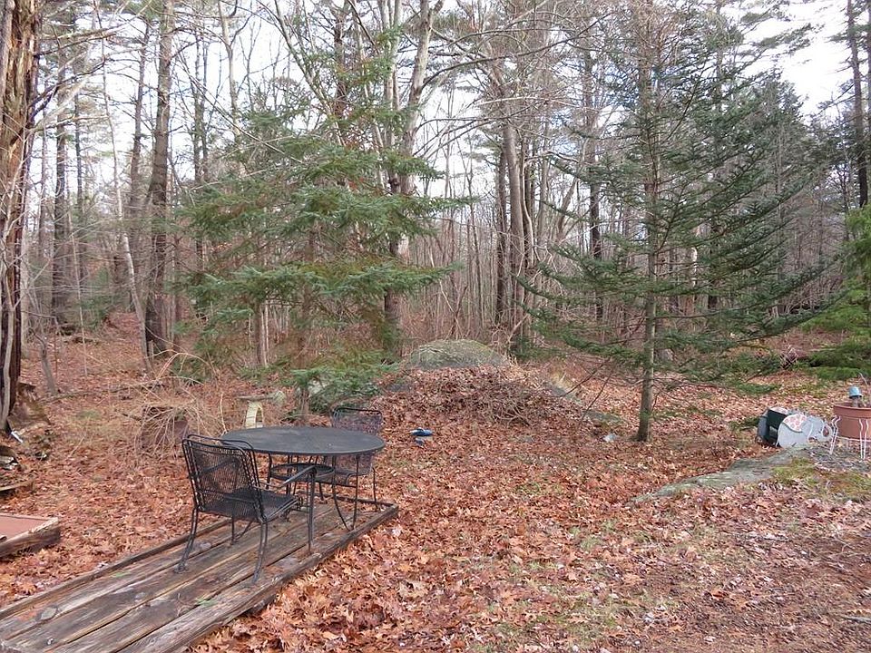 2nd image of 74 Seabrook Rd