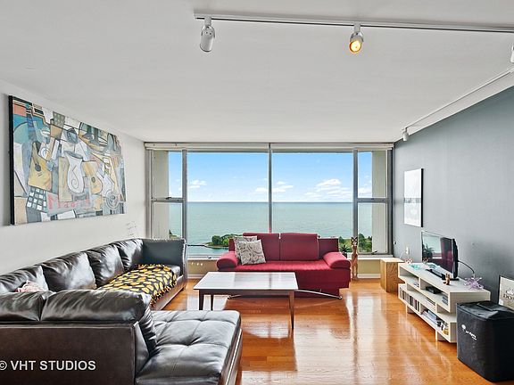 4th image of 3200 N Lake Shore Dr APT 2702