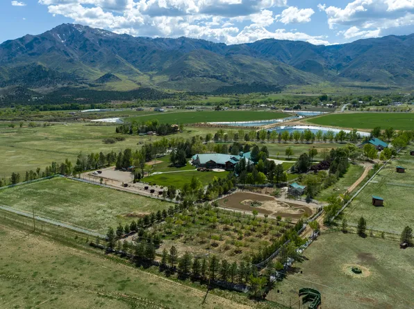 622 E Highway 144, New Harmony, UT 84757