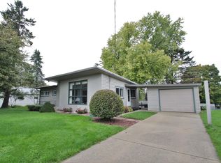 403 S Concord Ave, Watertown, WI 53094