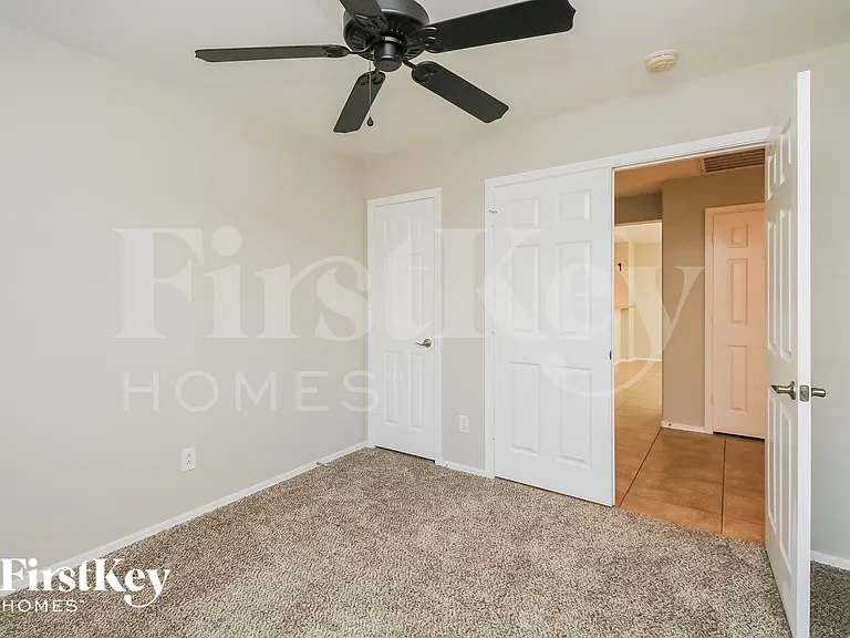 18582 W Vogel Ave — Photo 13