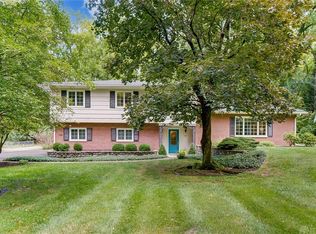 515 Sweetwood Ln, Dayton, OH 45419