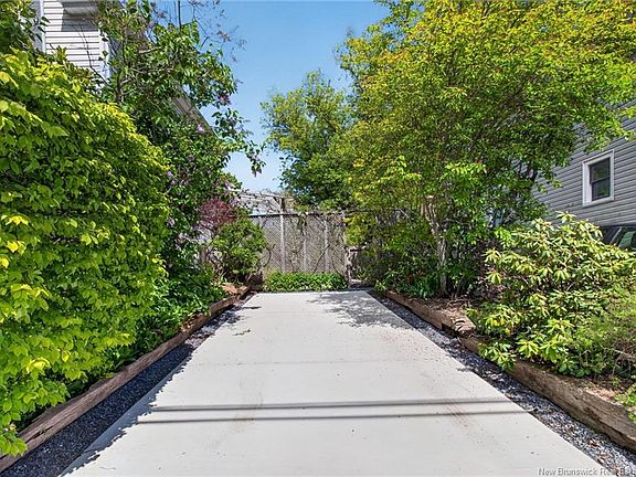 2nd image of 89 Braemar Dr