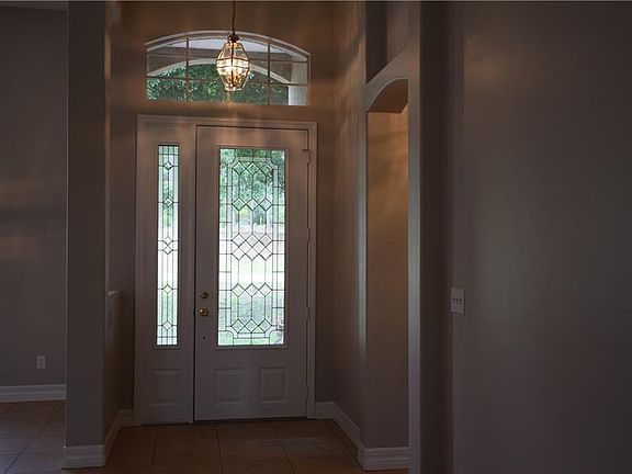 3rd image of 10761 Willowwood Ct