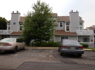 24 Fox Run Dr #12, Englewood, NJ 07631