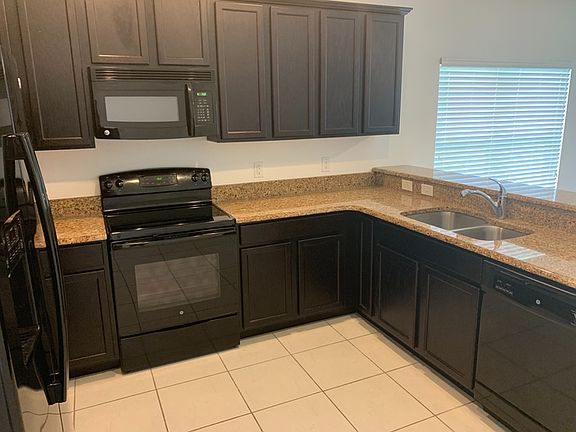 5th image of 4848 Rockvale Dr