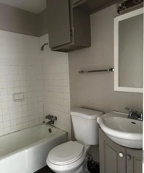 4510 Maxwell Ave #11 — Photo 2