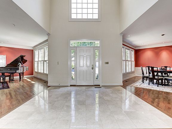 Dramatic, Marble, Two Story, Entry Foyer