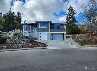3009 Parklane Dr NE, Bremerton, WA 98310
