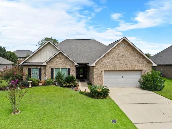 9691 Cobham Park Dr, Daphne, AL 36526