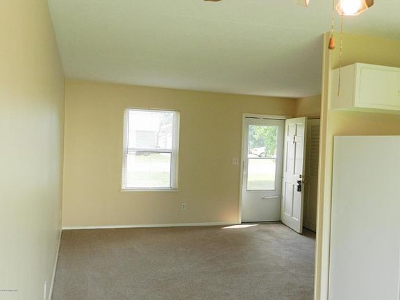 2nd image of 9631 Scarborough Ave