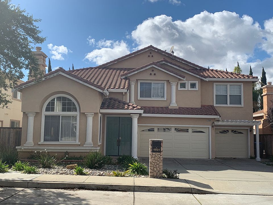 1st image of 4964 Tuscany Cir